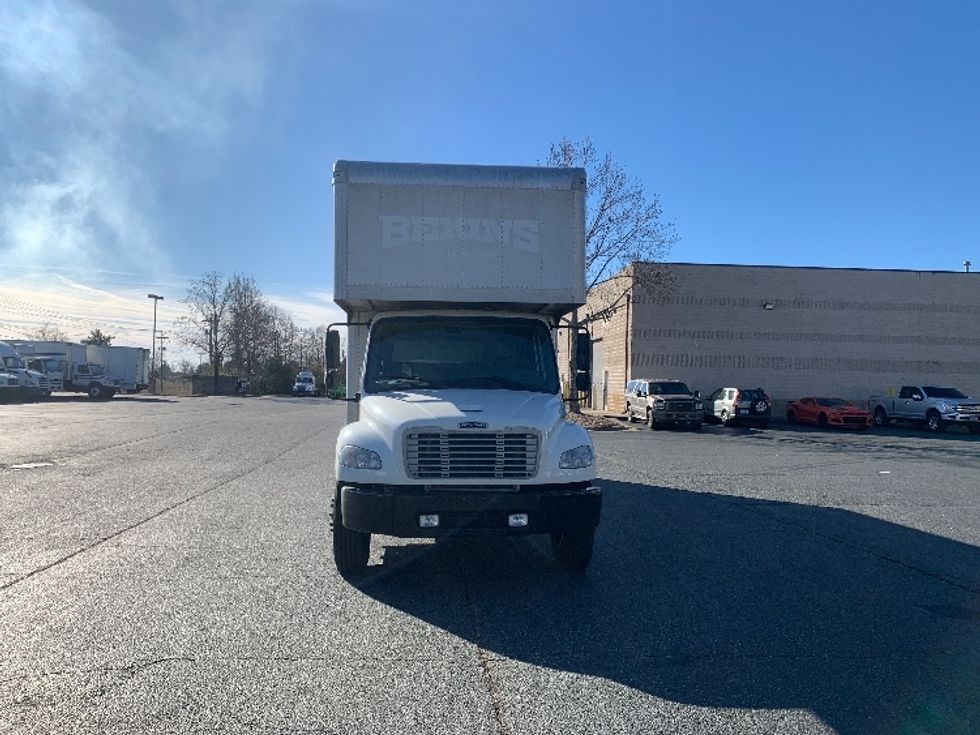 Medium Duty Box Truck-Light and Medium Duty Trucks-Freightliner-2019-M2-Concord-NC-162,075\n\t\tmiles-$ 42,250 - Image 2