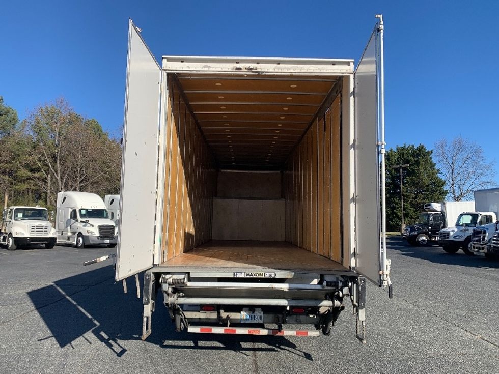 Medium Duty Box Truck-Light and Medium Duty Trucks-Freightliner-2019-M2-Concord-NC-162,075\n\t\tmiles-$ 42,250 - Image 8