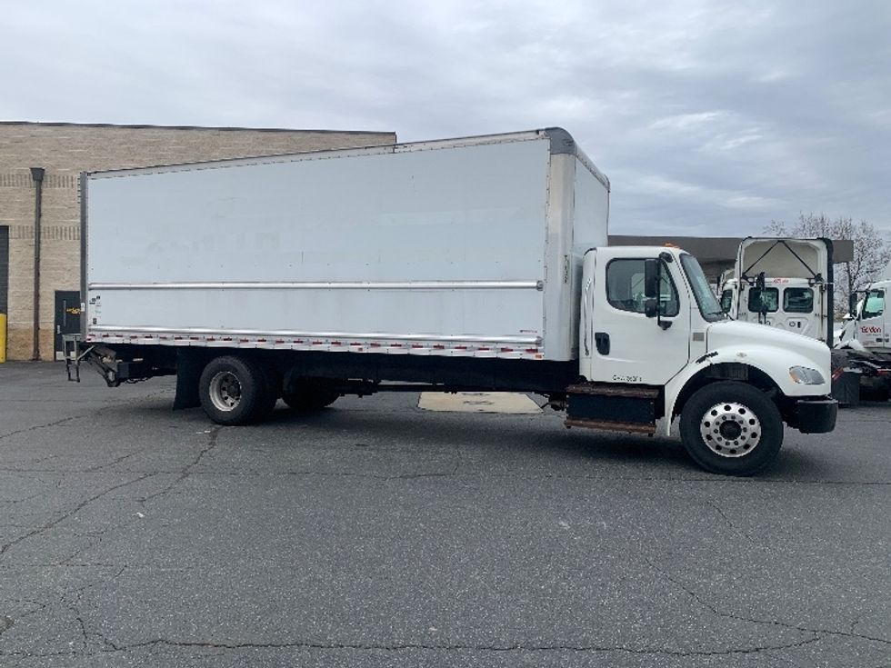 Medium Duty Box Truck-Light and Medium Duty Trucks-Freightliner-2019-M2-Concord-NC-165,357\n\t\tmiles-$ 49,750 - Image 15