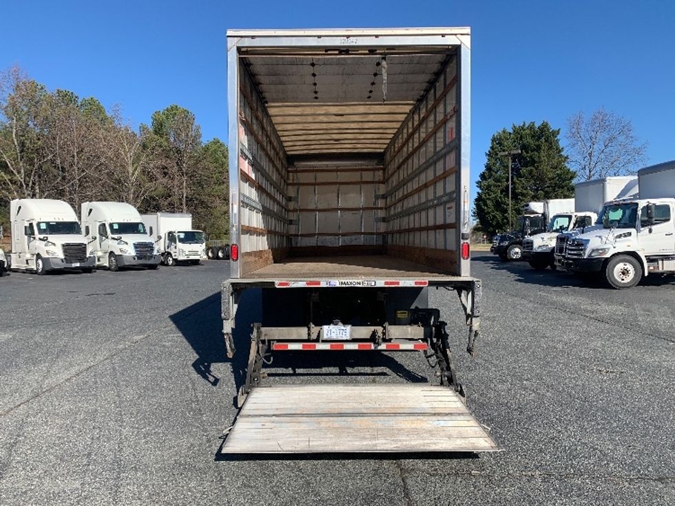 Medium Duty Box Truck-Light and Medium Duty Trucks-Freightliner-2019-M2-Concord-NC-165,357\n\t\tmiles-$ 49,750 - Image 9
