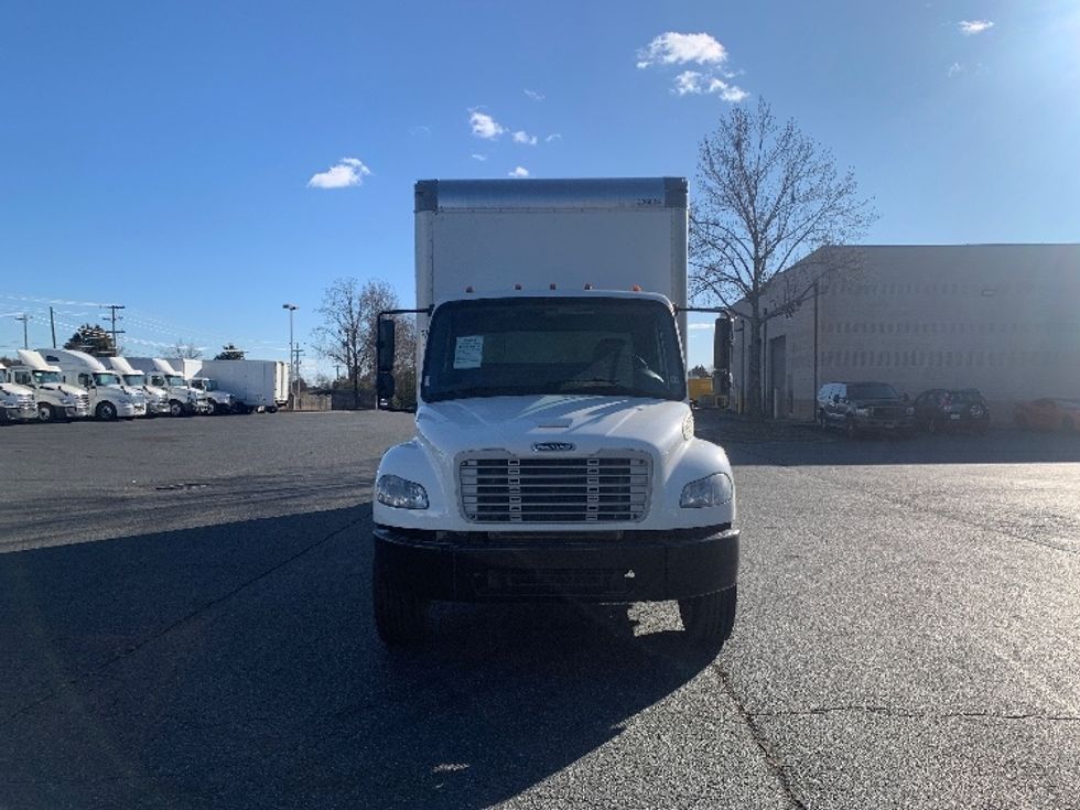 Medium Duty Box Truck-Light and Medium Duty Trucks-Freightliner-2019-M2-Concord-NC-294,044\n\t\tmiles-$ 35,500 - Image 2