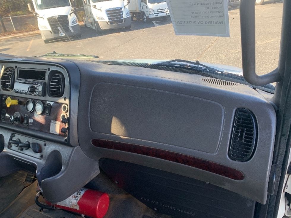 Medium Duty Box Truck-Light and Medium Duty Trucks-Freightliner-2019-M2-Concord-NC-294,044\n\t\tmiles-$ 35,500 - Image 20