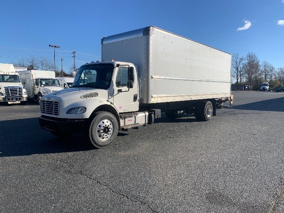 Medium Duty Box Truck-Light and Medium Duty Trucks-Freightliner-2019-M2-Concord-NC-294,044\n\t\tmiles-$ 35,500 - Image 3