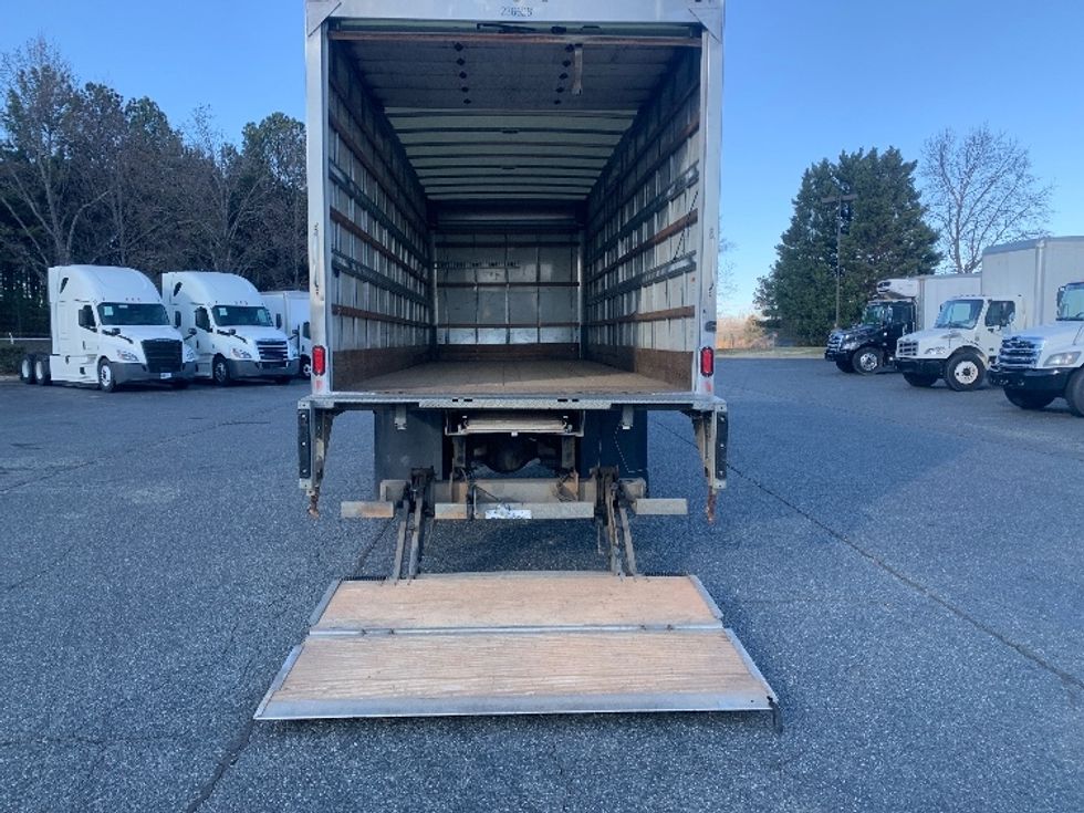 Medium Duty Box Truck-Light and Medium Duty Trucks-Freightliner-2019-M2-Concord-NC-294,044\n\t\tmiles-$ 35,500 - Image 9