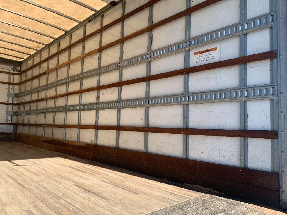 Medium Duty Box Truck-Light and Medium Duty Trucks-Freightliner-2019-M2-Concord-NC-326,326\n\t\tmiles-$ 27,750 - Image 12