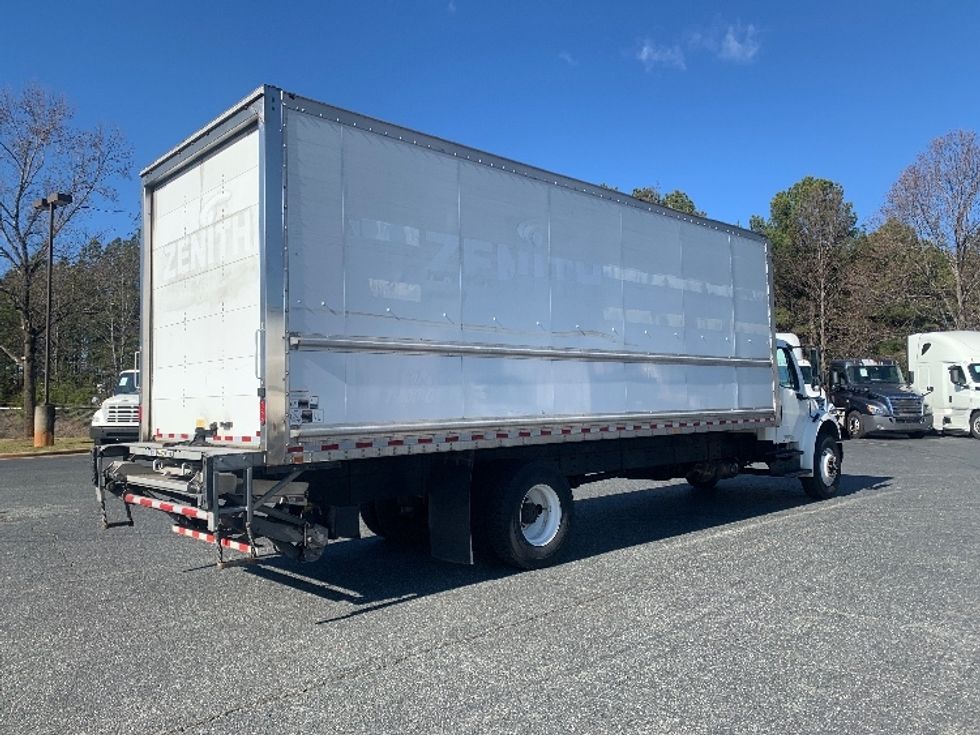 Medium Duty Box Truck-Light and Medium Duty Trucks-Freightliner-2019-M2-Concord-NC-326,326\n\t\tmiles-$ 27,750 - Image 13