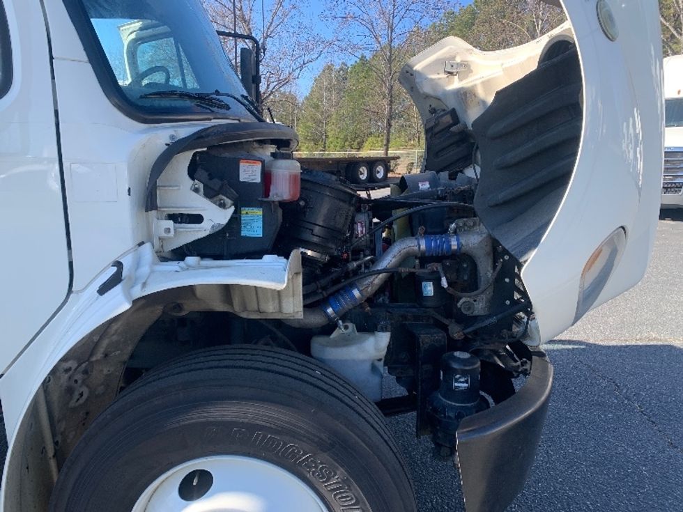 Medium Duty Box Truck-Light and Medium Duty Trucks-Freightliner-2019-M2-Concord-NC-326,326\n\t\tmiles-$ 27,750 - Image 23