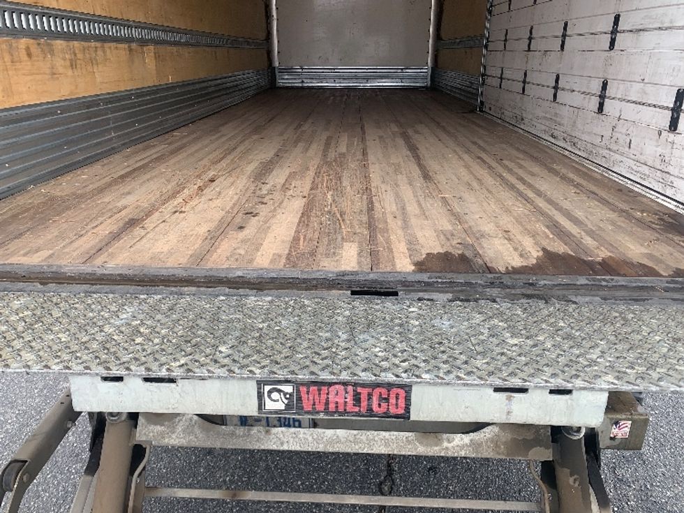 Medium Duty Box Truck-Light and Medium Duty Trucks-Freightliner-2019-M2-Concord-NC-91,379\n\t\tmiles-$ 61,000 - Image 10