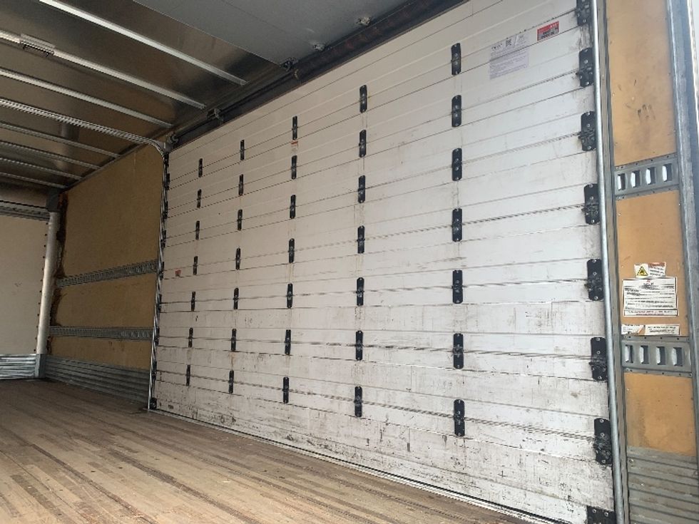 Medium Duty Box Truck-Light and Medium Duty Trucks-Freightliner-2019-M2-Concord-NC-91,379\n\t\tmiles-$ 61,000 - Image 12