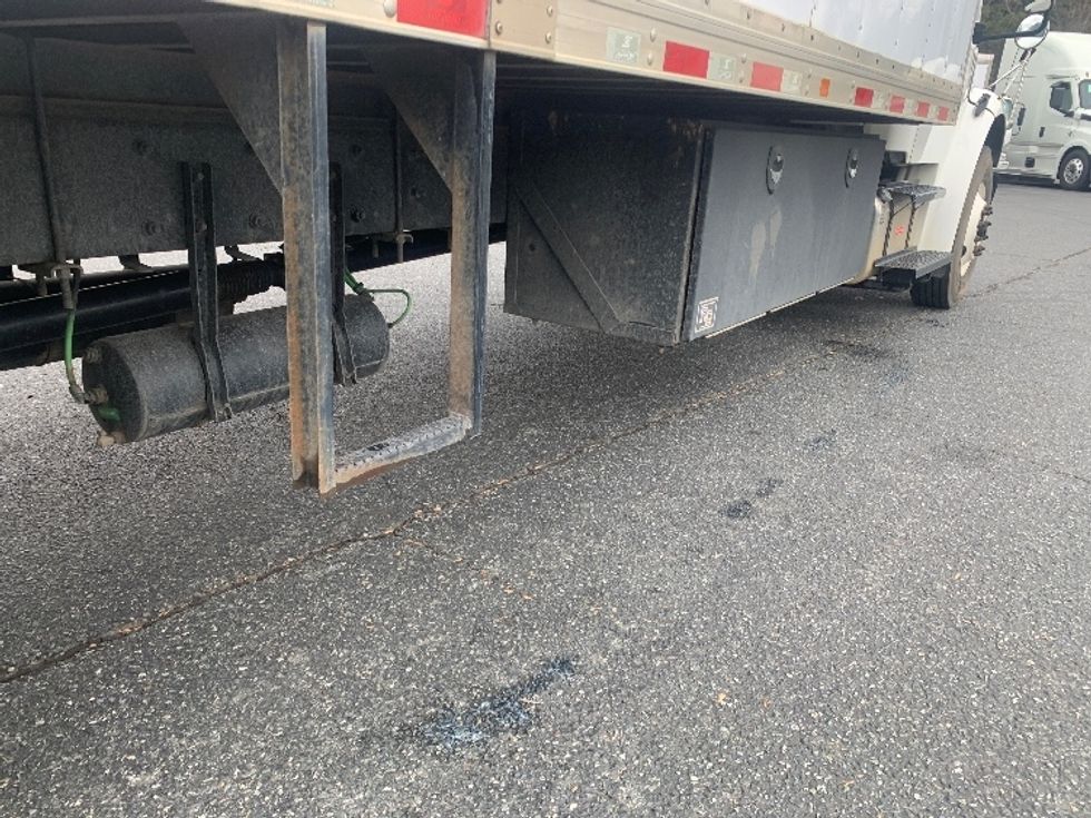 Medium Duty Box Truck-Light and Medium Duty Trucks-Freightliner-2019-M2-Concord-NC-91,379\n\t\tmiles-$ 61,000 - Image 14