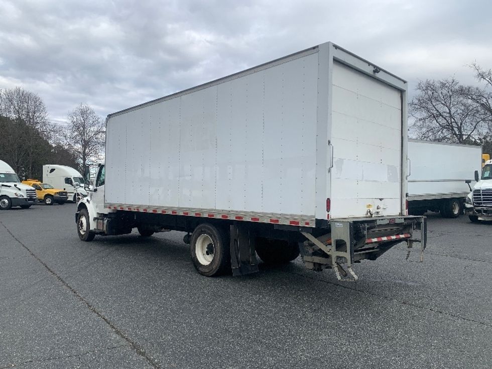 Medium Duty Box Truck-Light and Medium Duty Trucks-Freightliner-2019-M2-Concord-NC-91,379\n\t\tmiles-$ 61,000 - Image 6