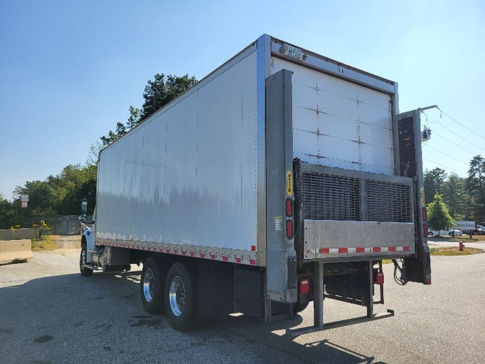 Medium Duty Box Truck-Light and Medium Duty Trucks-Freightliner-2019-M2-Concord-NH-128,233\n\t\tmiles-$ 63,500 - Image 6