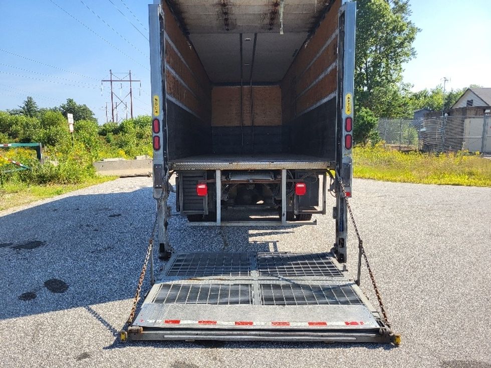 Medium Duty Box Truck-Light and Medium Duty Trucks-Freightliner-2019-M2-Concord-NH-128,233\n\t\tmiles-$ 63,500 - Image 9