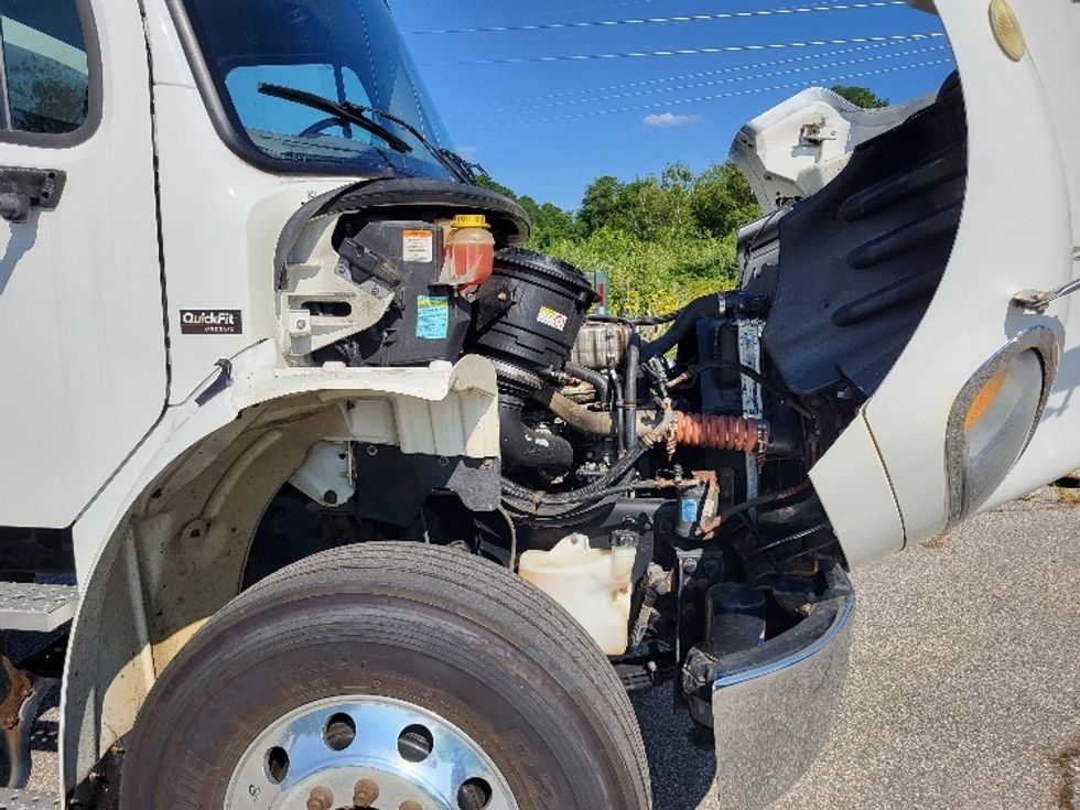 Medium Duty Box Truck-Light and Medium Duty Trucks-Freightliner-2019-M2-Concord-NH-141,575\n\t\tmiles-$ 59,500 - Image 23