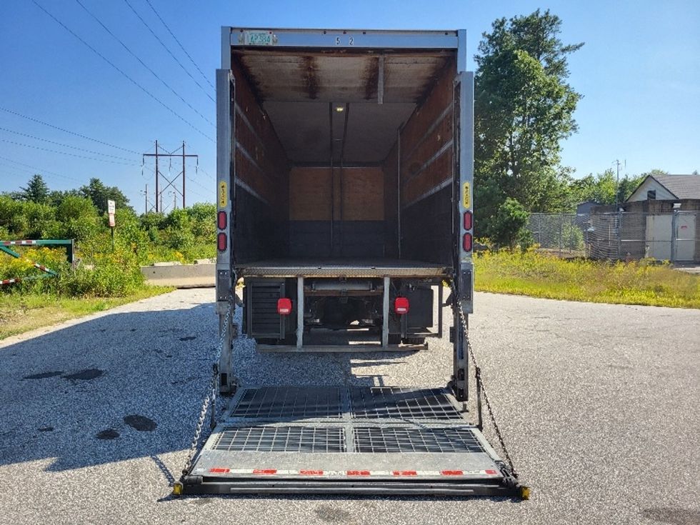 Medium Duty Box Truck-Light and Medium Duty Trucks-Freightliner-2019-M2-Concord-NH-141,575\n\t\tmiles-$ 59,500 - Image 9