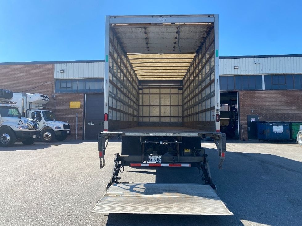 Medium Duty Box Truck-Light and Medium Duty Trucks-Freightliner-2019-M2-Concord-ON-286,436\n\t\tkm-$ 58,250 - Image 9