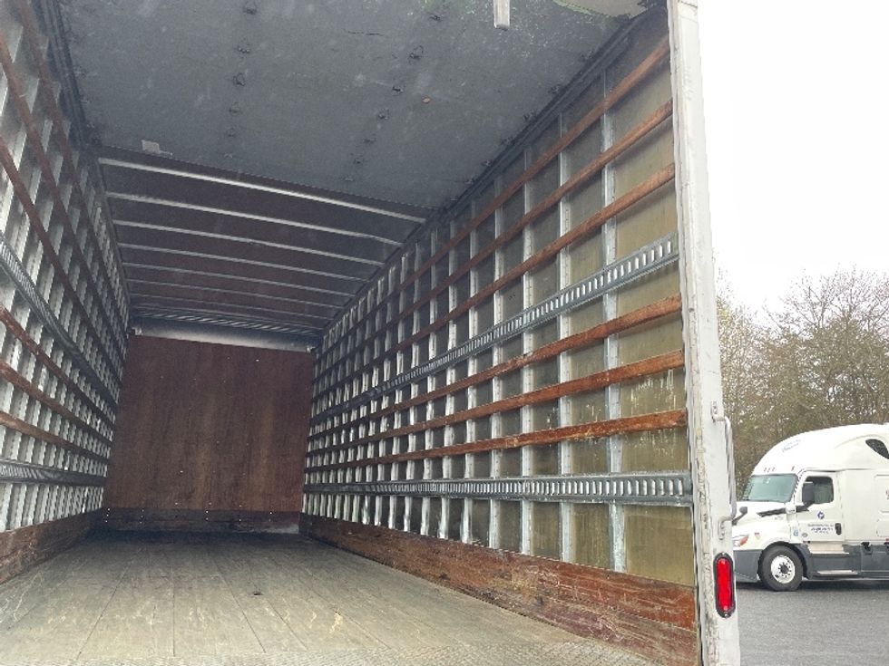 Medium Duty Box Truck-Light and Medium Duty Trucks-Freightliner-2019-M2-Conover-NC-50,056\n\t\tmiles-$ 60,500 - Image 12