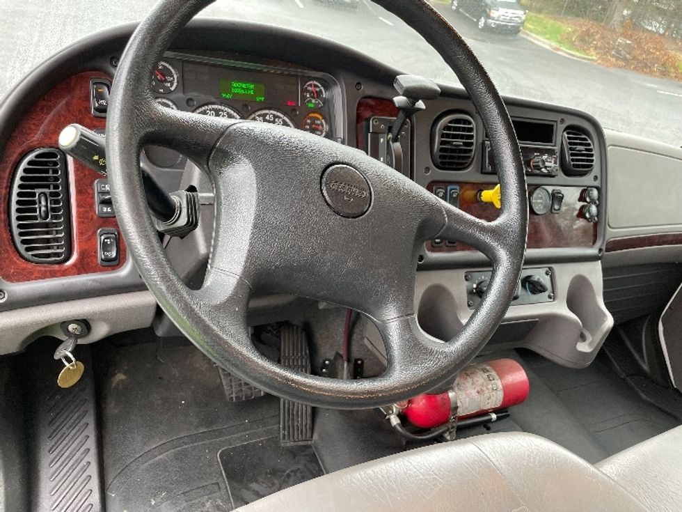 Medium Duty Box Truck-Light and Medium Duty Trucks-Freightliner-2019-M2-Conover-NC-50,056\n\t\tmiles-$ 60,500 - Image 17