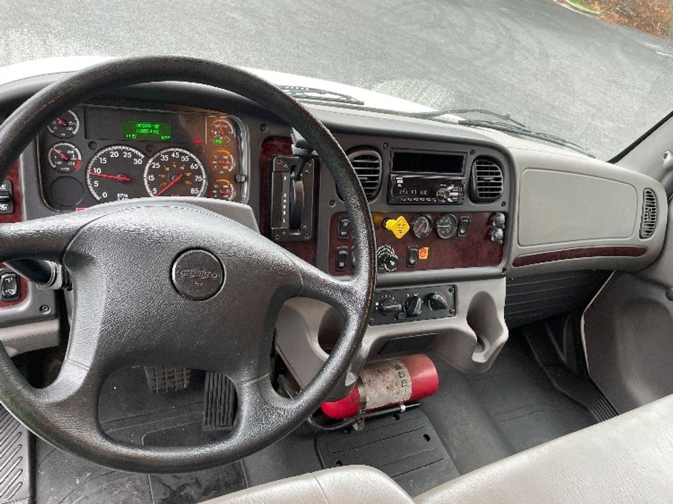 Medium Duty Box Truck-Light and Medium Duty Trucks-Freightliner-2019-M2-Conover-NC-50,056\n\t\tmiles-$ 60,500 - Image 18