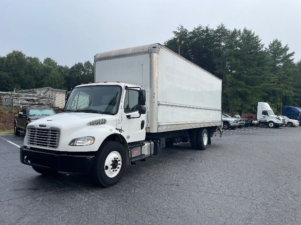 Medium Duty Box Truck-Light and Medium Duty Trucks-Freightliner-2019-M2-Conover-NC-89,326\n\t\tmiles-$ 60,000 - Image 3