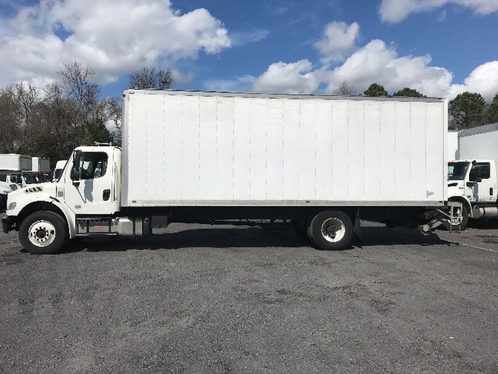 Medium Duty Box Truck-Light and Medium Duty Trucks-Freightliner-2019-M2-Conway-SC-116,466\n\t\tmiles-$ 60,500 - Image 4