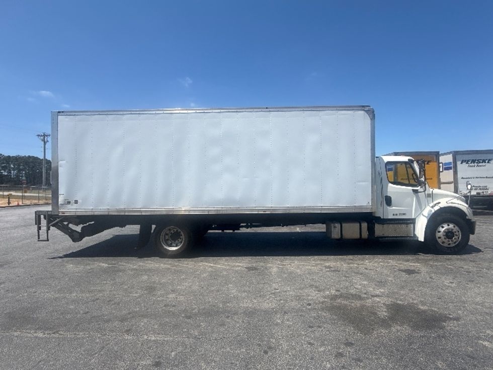 Medium Duty Box Truck-Light and Medium Duty Trucks-Freightliner-2019-M2-Conyers-GA-212,612\n\t\tmiles-$ 47,750 - Image 15