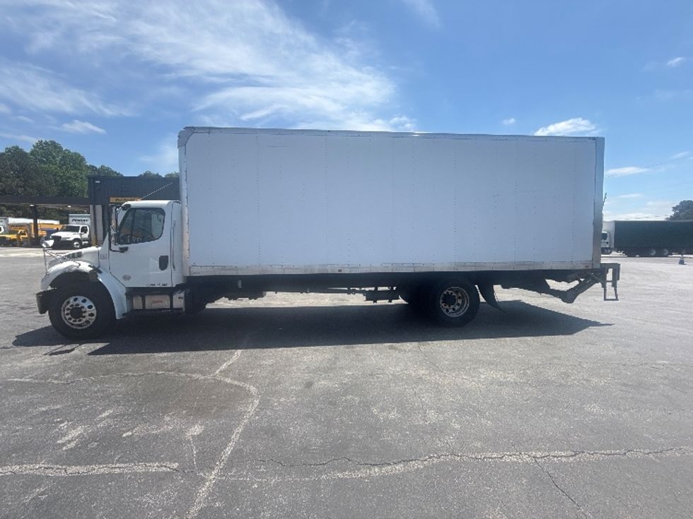Medium Duty Box Truck-Light and Medium Duty Trucks-Freightliner-2019-M2-Conyers-GA-212,612\n\t\tmiles-$ 47,750 - Image 4