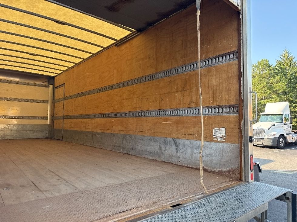 Medium Duty Box Truck-Light and Medium Duty Trucks-Freightliner-2019-M2-Coxsackie-NY-206,441\n\t\tmiles-$ 40,500 - Image 12