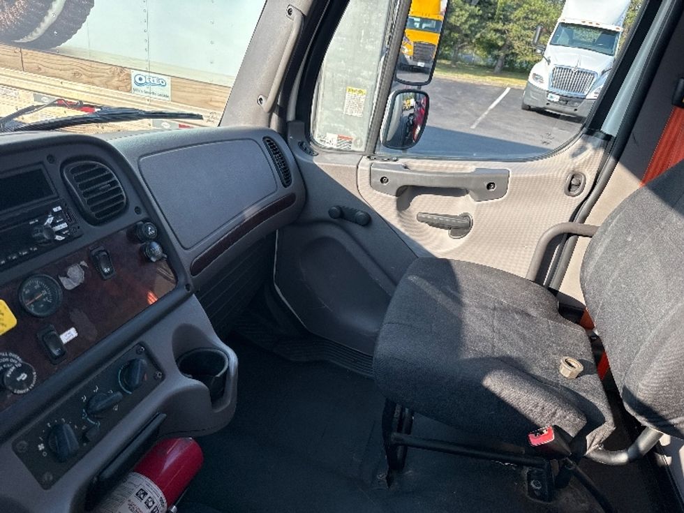 Medium Duty Box Truck-Light and Medium Duty Trucks-Freightliner-2019-M2-Coxsackie-NY-206,441\n\t\tmiles-$ 40,500 - Image 19