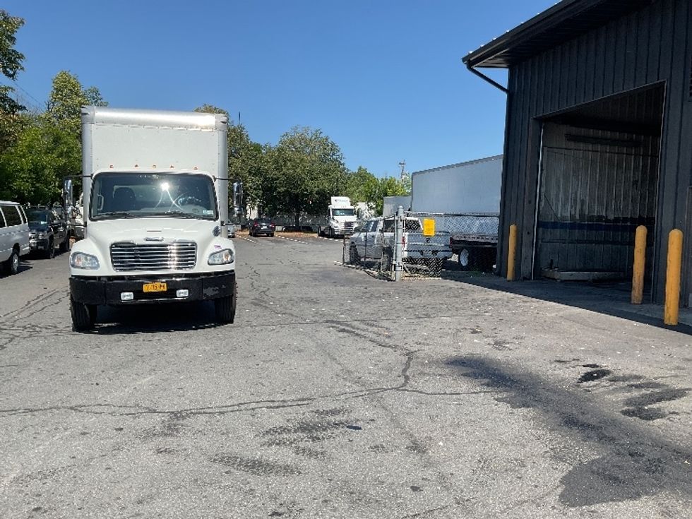 Medium Duty Box Truck-Light and Medium Duty Trucks-Freightliner-2019-M2-Coxsackie-NY-206,441\n\t\tmiles-$ 40,500 - Image 2