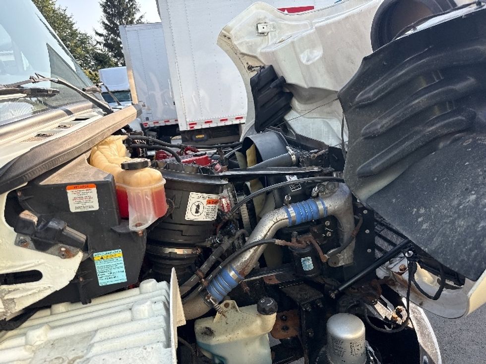 Medium Duty Box Truck-Light and Medium Duty Trucks-Freightliner-2019-M2-Coxsackie-NY-206,441\n\t\tmiles-$ 40,500 - Image 23