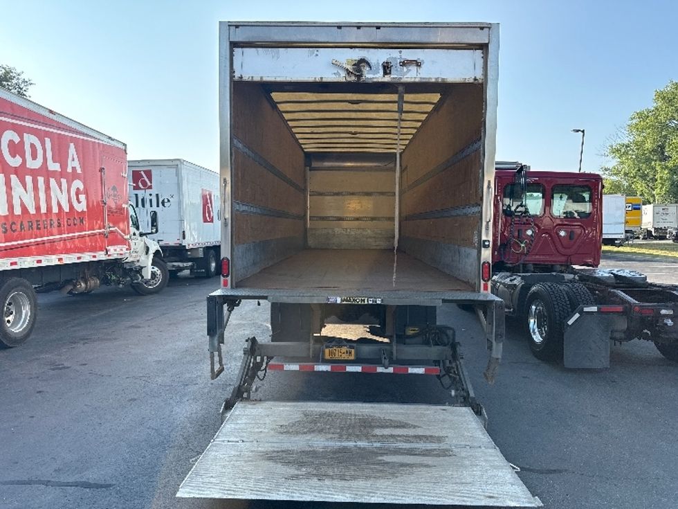Medium Duty Box Truck-Light and Medium Duty Trucks-Freightliner-2019-M2-Coxsackie-NY-206,441\n\t\tmiles-$ 40,500 - Image 9