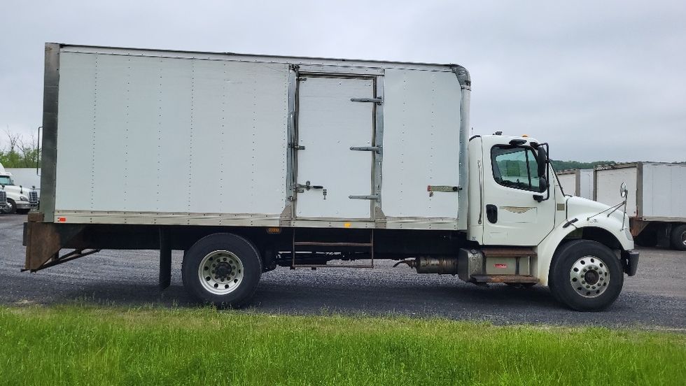 Medium Duty Box Truck-Light and Medium Duty Trucks-Freightliner-2019-M2-Coxsackie-NY-246,956\n\t\tmiles-$ 23,750 - Image 15