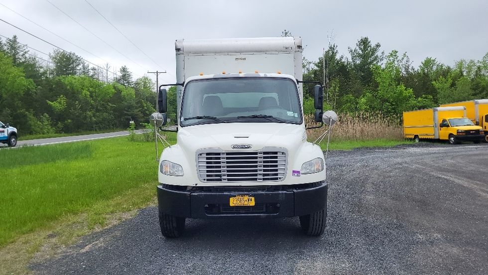 Medium Duty Box Truck-Light and Medium Duty Trucks-Freightliner-2019-M2-Coxsackie-NY-246,956\n\t\tmiles-$ 23,750 - Image 2