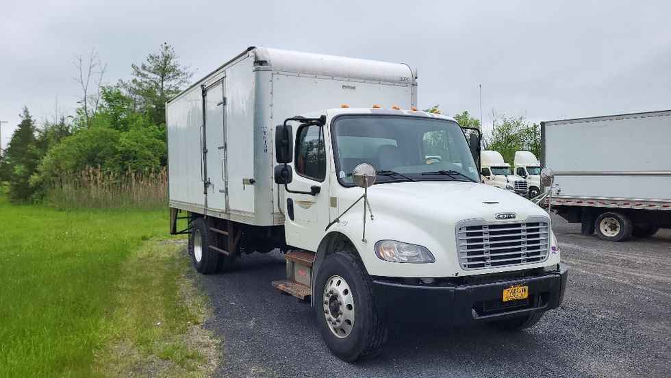 Medium Duty Box Truck-Light and Medium Duty Trucks-Freightliner-2019-M2-Coxsackie-NY-246,956\n\t\tmiles-$ 23,750 - Image 3