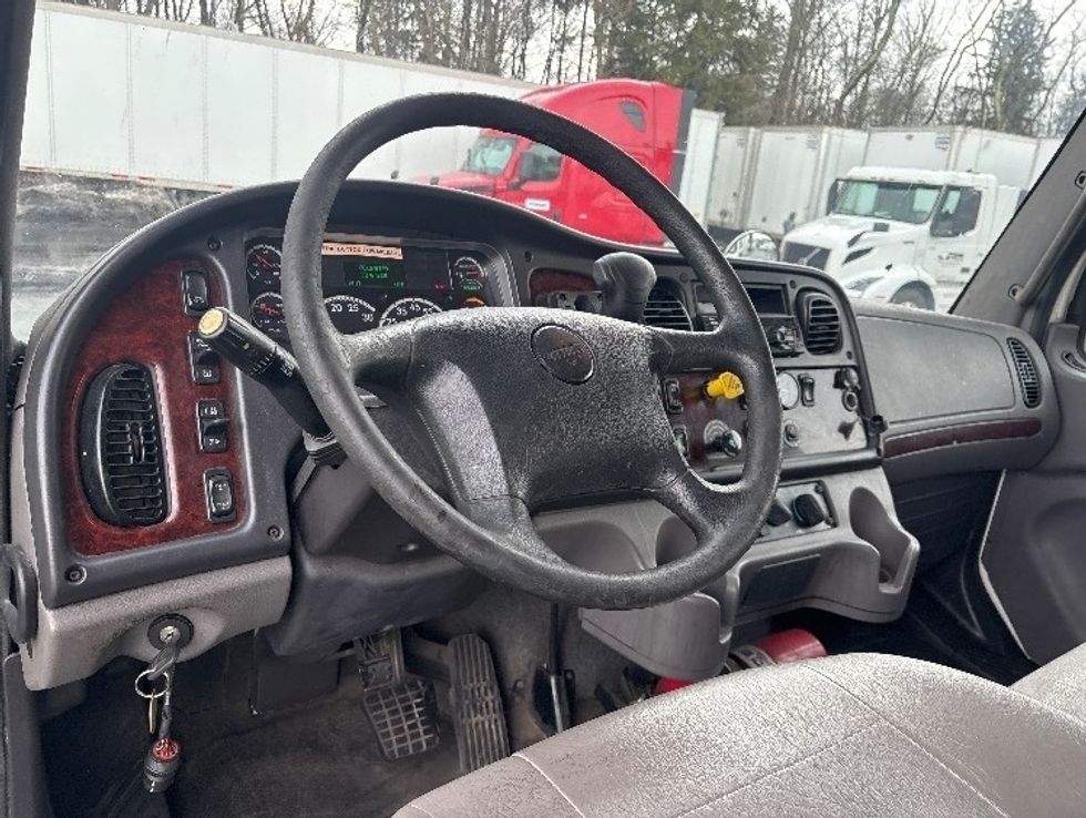 Medium Duty Box Truck-Light and Medium Duty Trucks-Freightliner-2019-M2-Cranbury-NJ-428,788\n\t\tmiles-$ 21,000 - Image 17