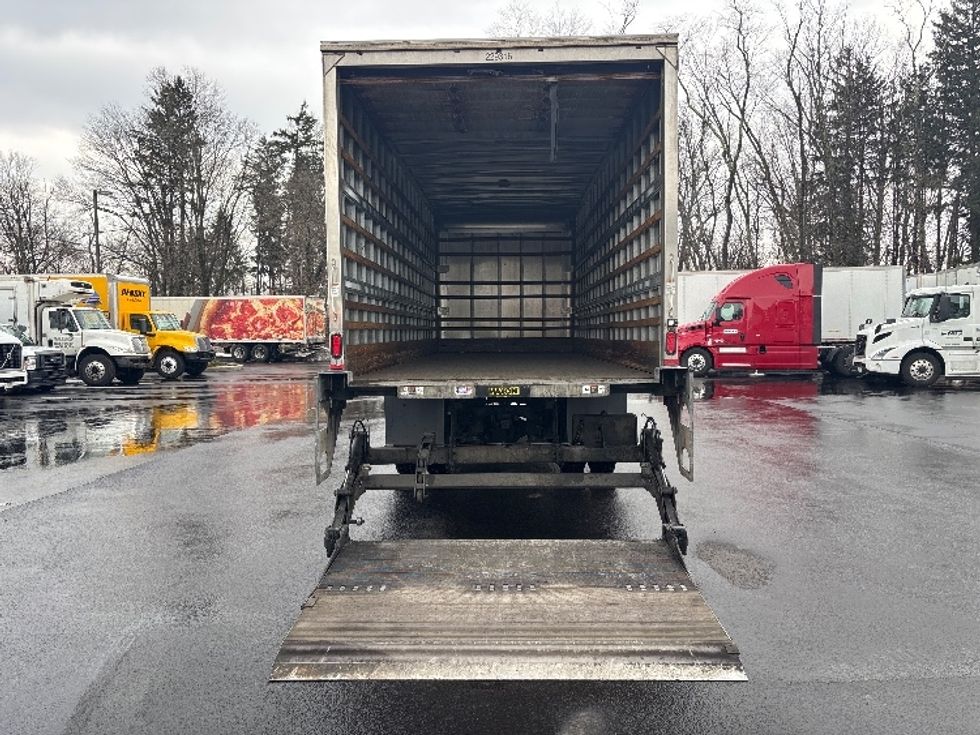 Medium Duty Box Truck-Light and Medium Duty Trucks-Freightliner-2019-M2-Cranbury-NJ-428,788\n\t\tmiles-$ 21,000 - Image 9