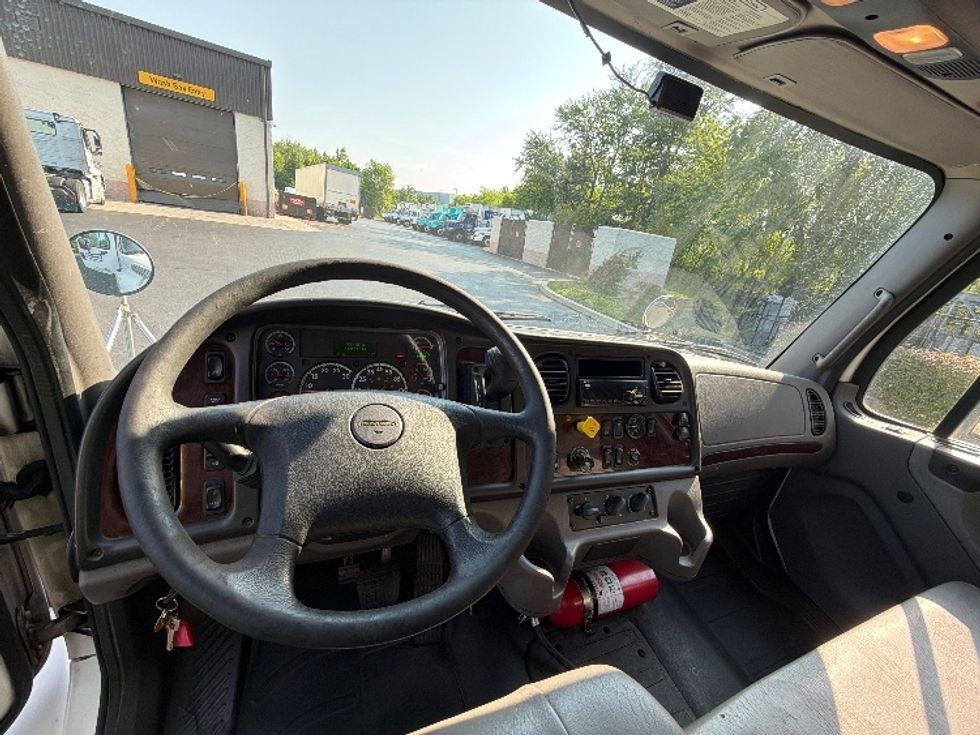 Medium Duty Box Truck-Light and Medium Duty Trucks-Freightliner-2019-M2-Cranbury-NJ-448,875\n\t\tmiles-$ 20,500 - Image 18