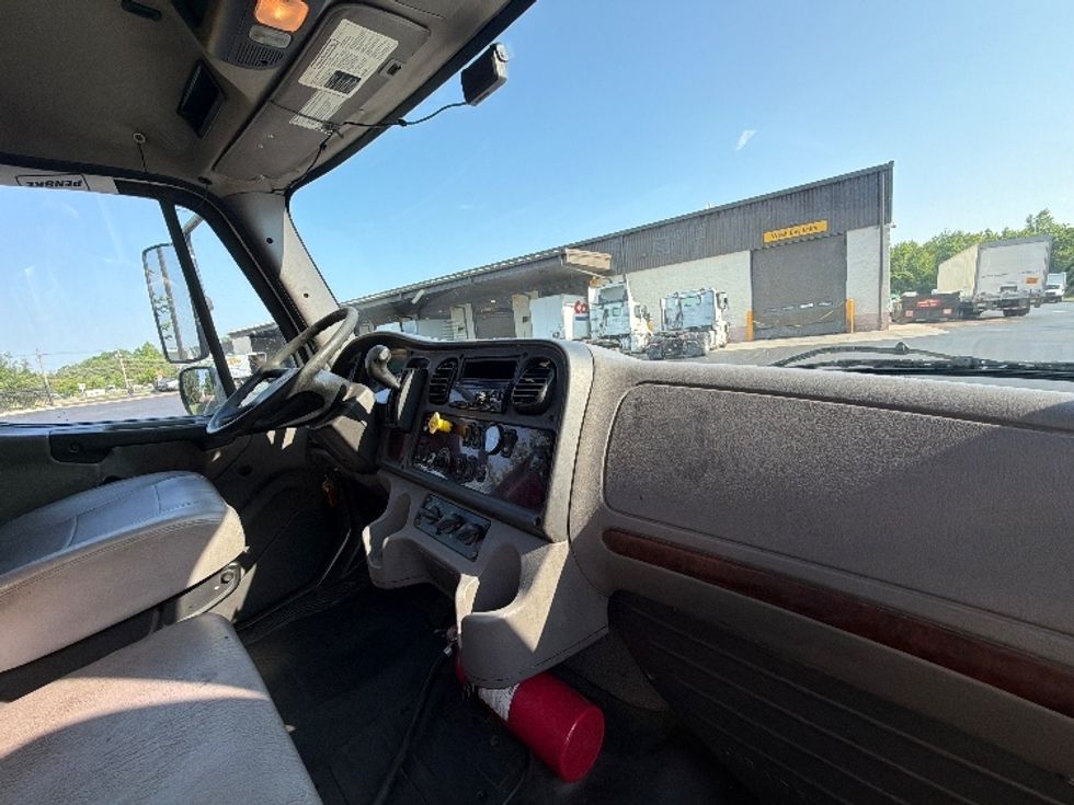 Medium Duty Box Truck-Light and Medium Duty Trucks-Freightliner-2019-M2-Cranbury-NJ-448,875\n\t\tmiles-$ 20,500 - Image 22
