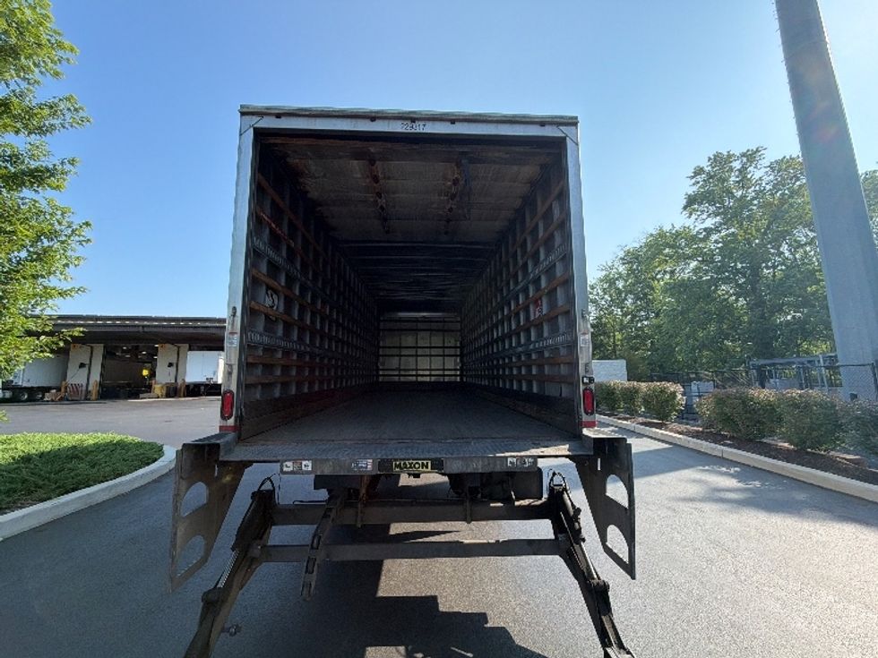 Medium Duty Box Truck-Light and Medium Duty Trucks-Freightliner-2019-M2-Cranbury-NJ-448,875\n\t\tmiles-$ 20,500 - Image 8