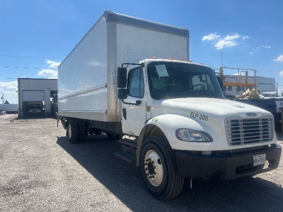 Medium Duty Box Truck-Light and Medium Duty Trucks-Freightliner-2019-M2-Dallas-TX-152,931\n\t\tmiles-$ 55,750 - Image 1