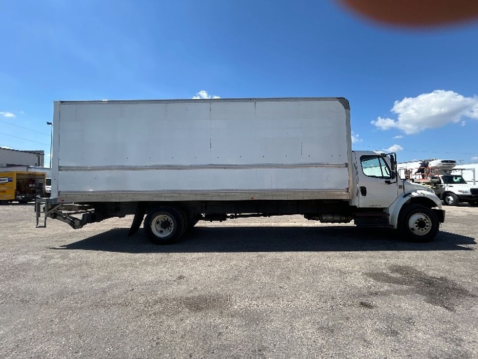 Medium Duty Box Truck-Light and Medium Duty Trucks-Freightliner-2019-M2-Dallas-TX-152,931\n\t\tmiles-$ 55,750 - Image 15