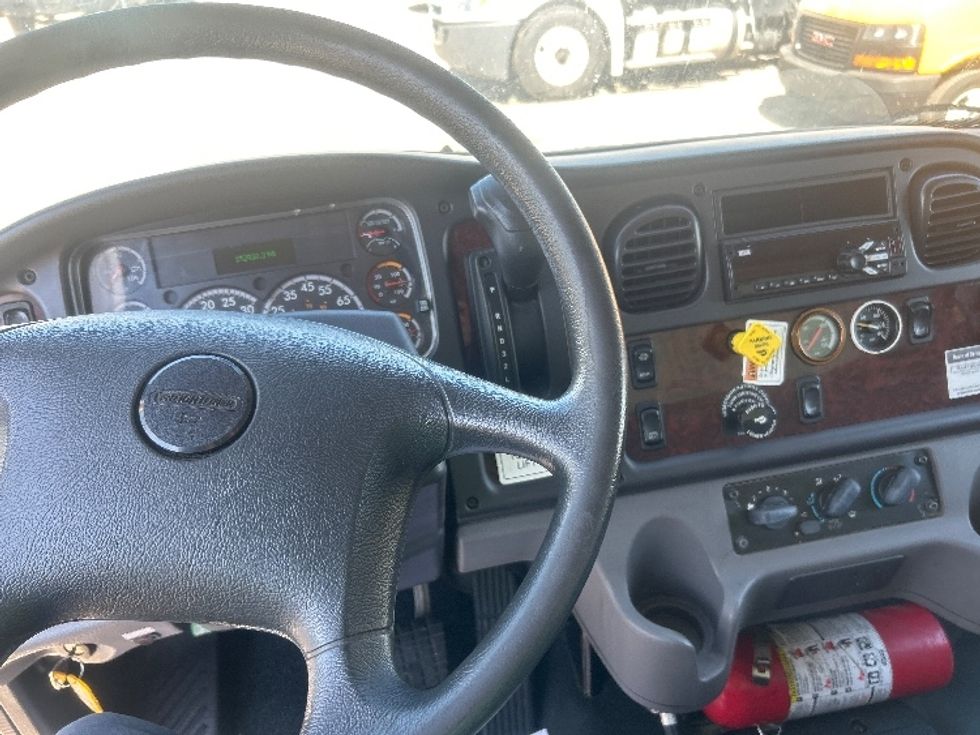 Medium Duty Box Truck-Light and Medium Duty Trucks-Freightliner-2019-M2-Dallas-TX-152,931\n\t\tmiles-$ 55,750 - Image 18