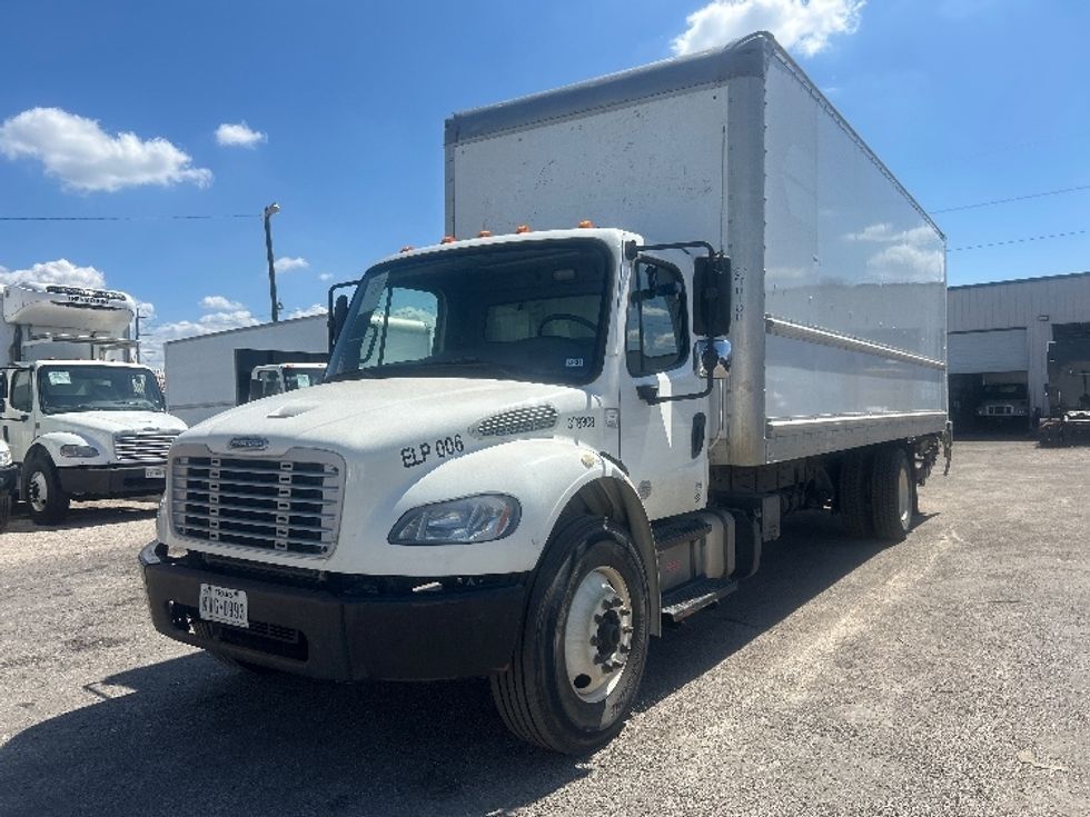 Medium Duty Box Truck-Light and Medium Duty Trucks-Freightliner-2019-M2-Dallas-TX-152,931\n\t\tmiles-$ 55,750 - Image 3