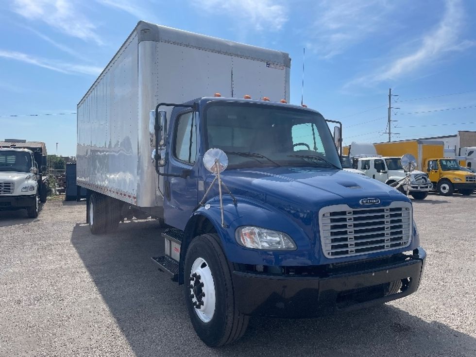 Medium Duty Box Truck-Light and Medium Duty Trucks-Freightliner-2019-M2-Dallas-TX-240,453\n\t\tmiles-$ 32,000 - Image 1