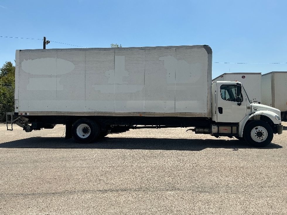 Medium Duty Box Truck-Light and Medium Duty Trucks-Freightliner-2019-M2-Dallas-TX-51,066\n\t\tmiles-$ 67,500 - Image 15
