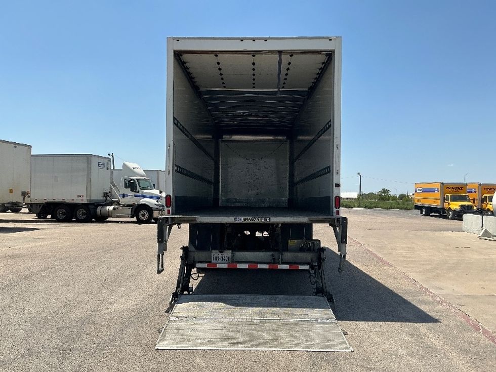 Medium Duty Box Truck-Light and Medium Duty Trucks-Freightliner-2019-M2-Dallas-TX-51,066\n\t\tmiles-$ 67,500 - Image 9