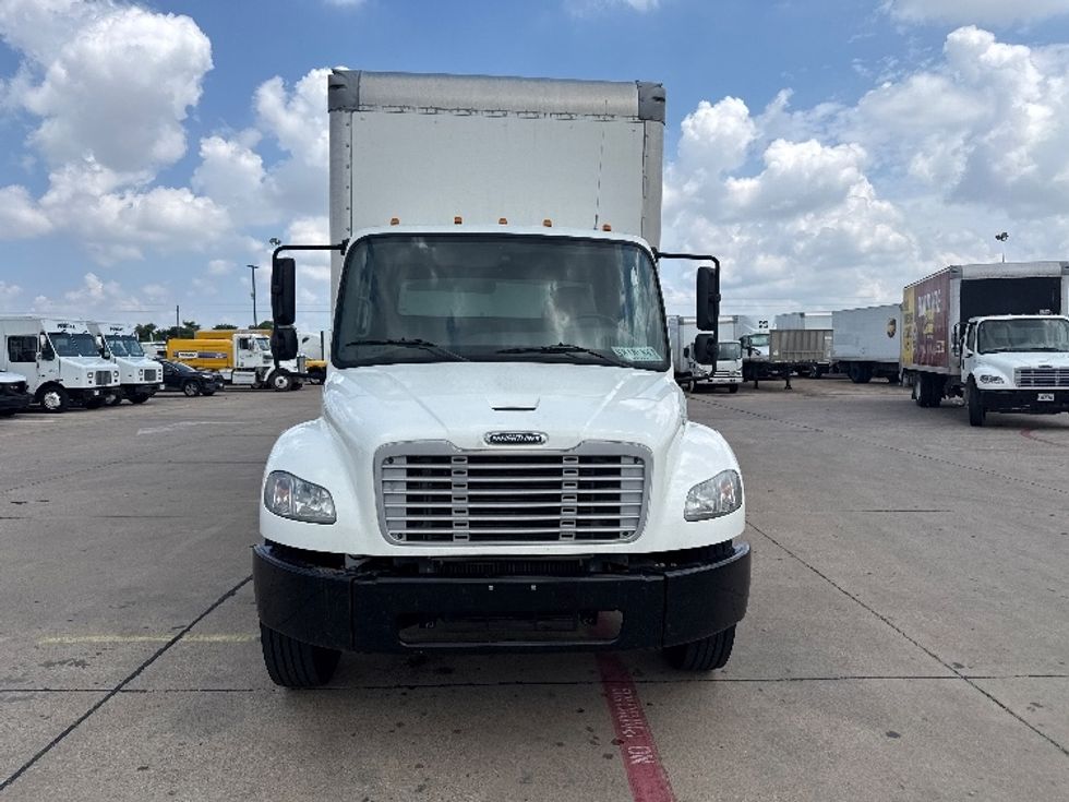 Medium Duty Box Truck-Light and Medium Duty Trucks-Freightliner-2019-M2-Dallas-TX-61,341\n\t\tmiles-$ 65,750 - Image 2