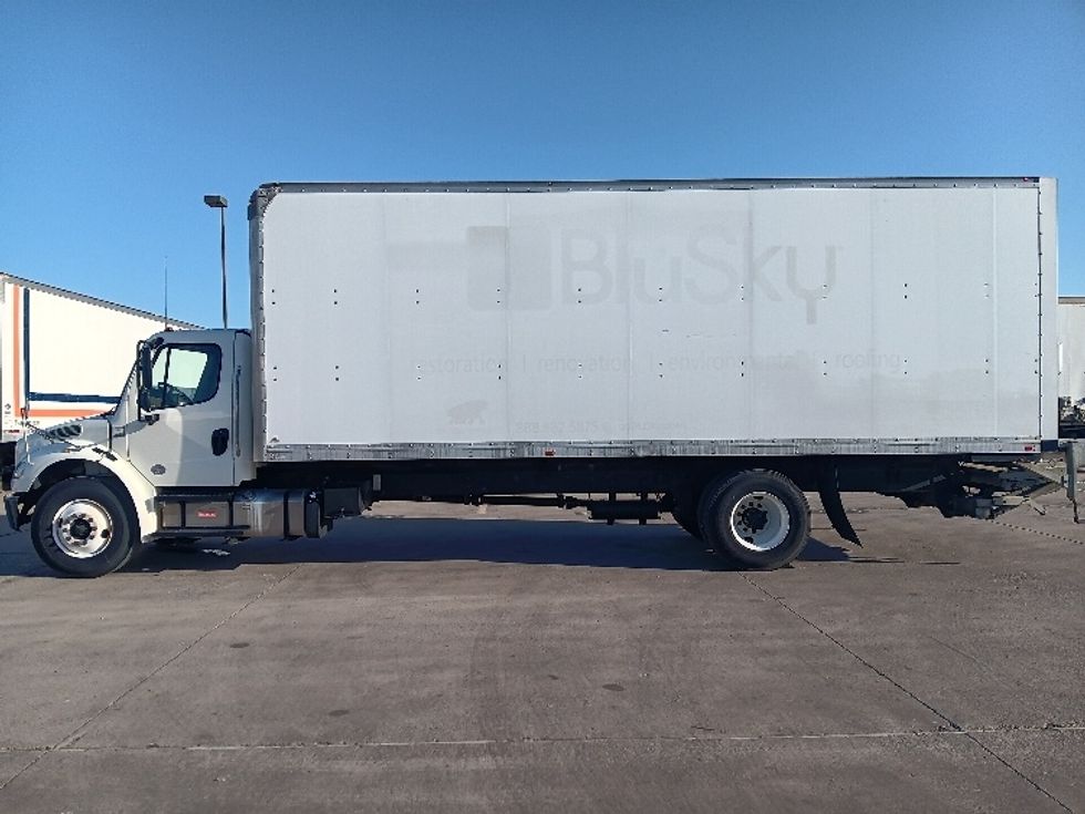 2019 Freightliner M2 106 Medium Duty photo 4
