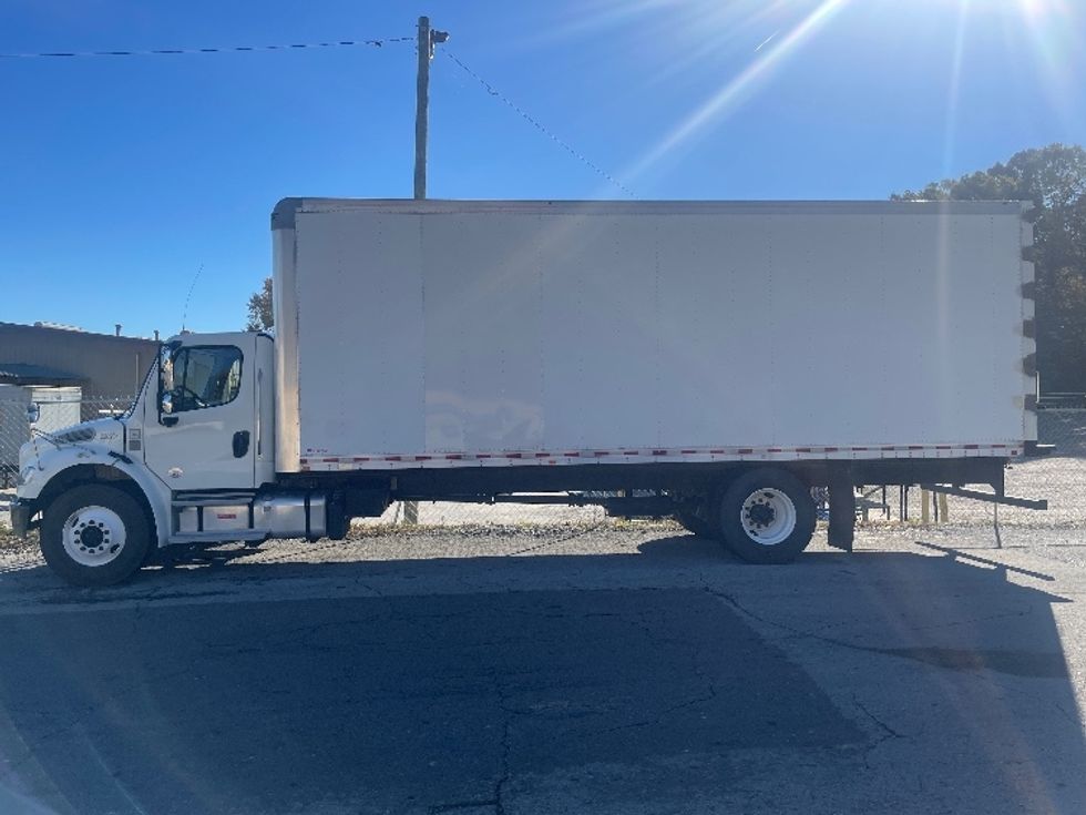 Medium Duty Box Truck-Light and Medium Duty Trucks-Freightliner-2019-M2-Dalton-GA-78,401\n\t\tmiles-$ 60,000 - Image 4